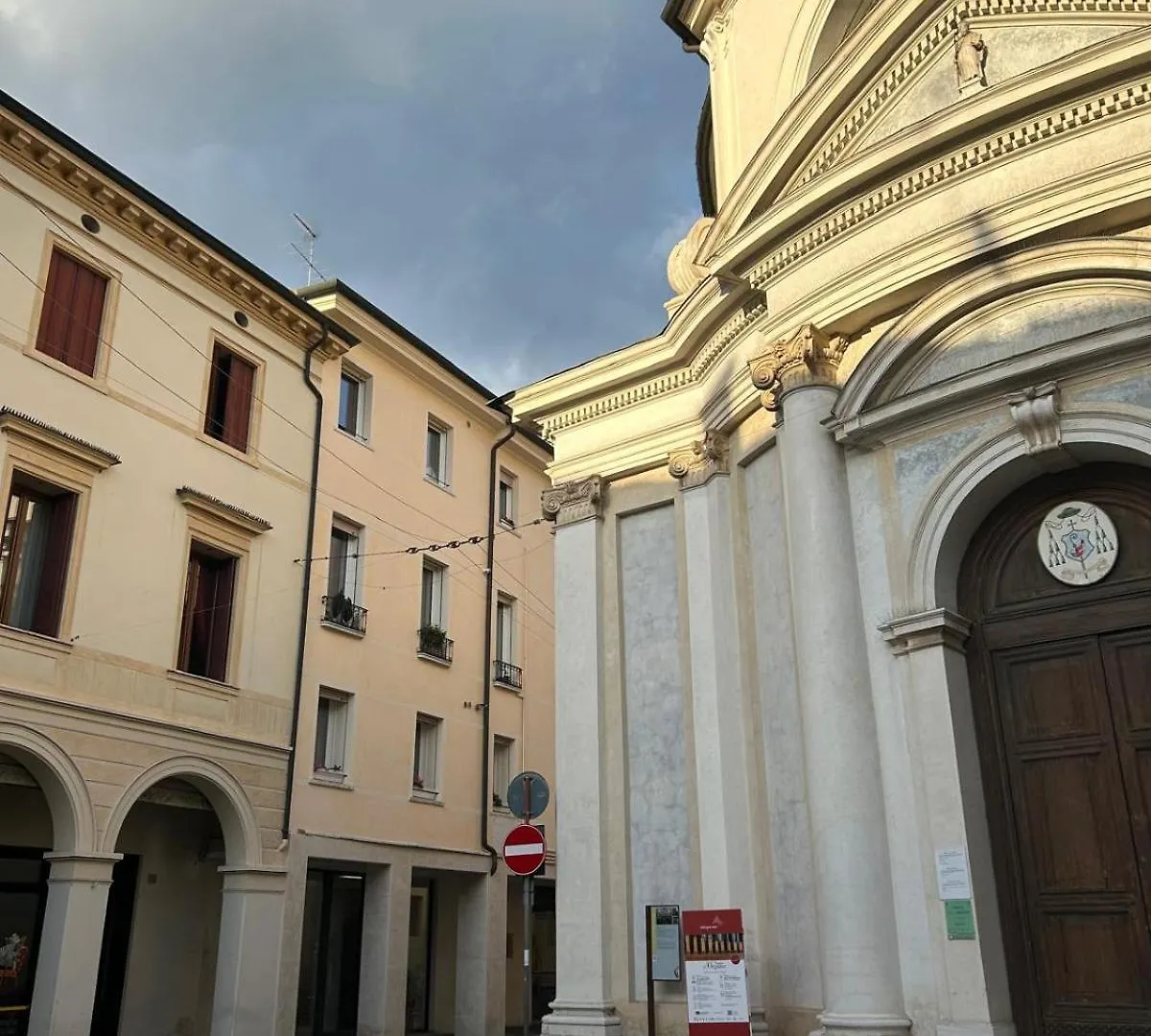 Sant'Agostino 53 Daire Treviso 0*,