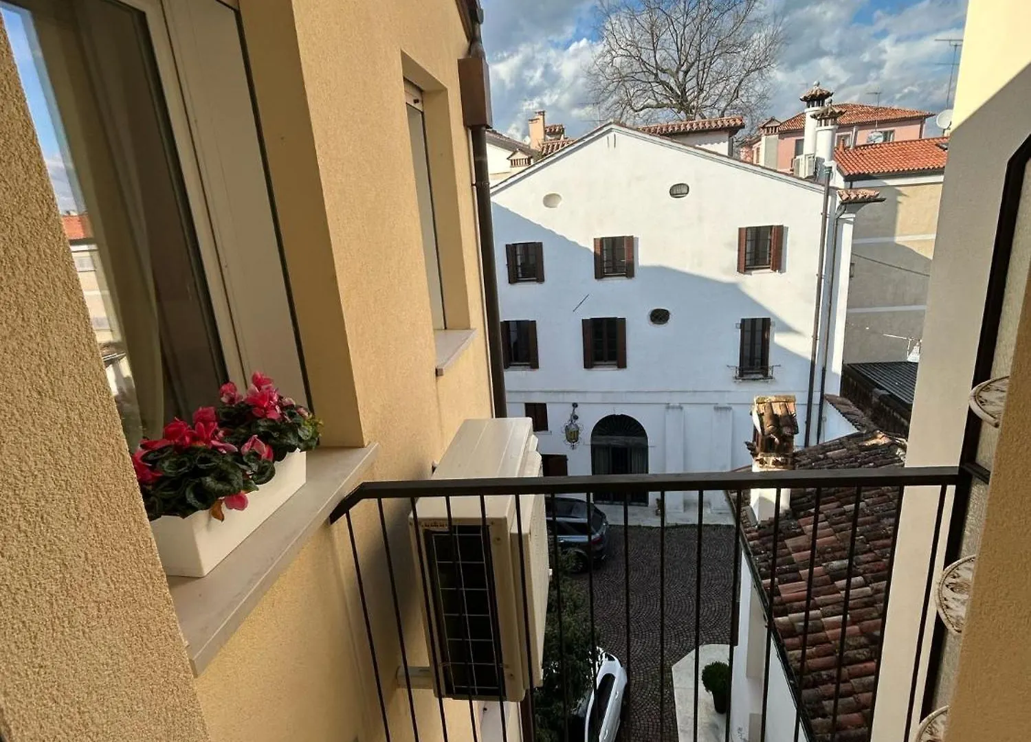 Sant'Agostino 53 Apartment Treviso 0*,  Italy